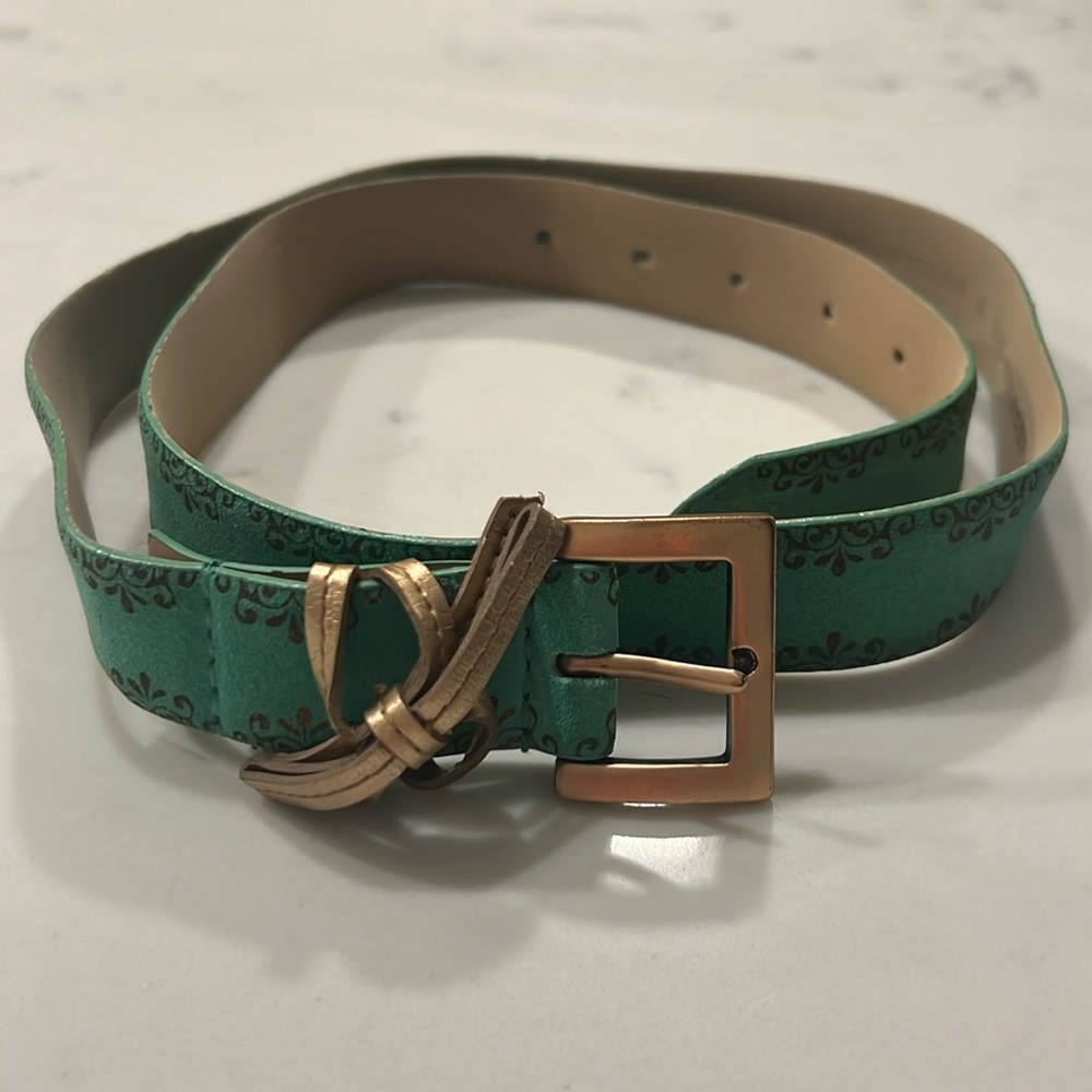 Anthropologie x Linea Pelle 100% Genuine Leather Belt